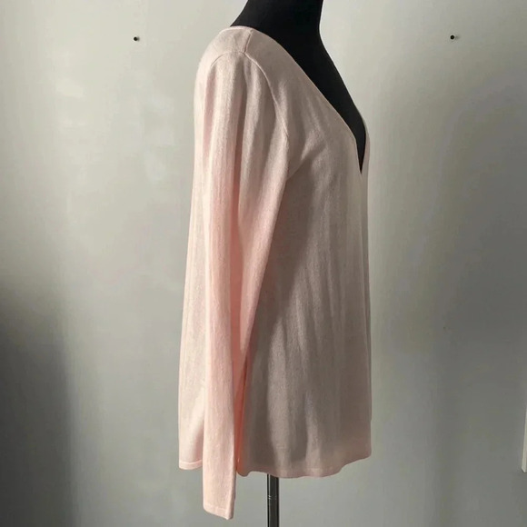 Lemon 🍋 | V-  Neck Long Sleeve Sweater - Picture 2 of 4